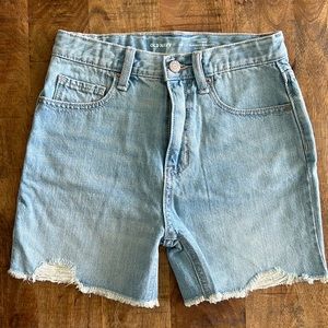 Old Navy Girls Size 10 Denim Shorts - High Rise Slouchy Straight - Like New
